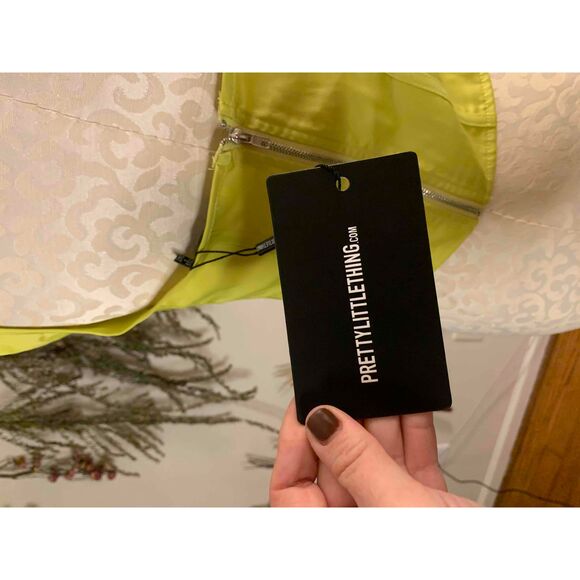 NWT Pretty Little Thing Chartreuse Corset Top Boning Zippered Back Plus Size 18 - Picture 6 of 11